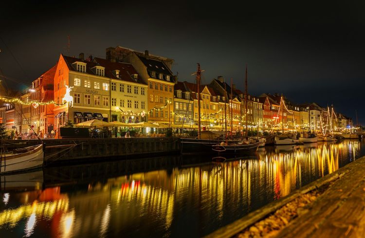 razvan-mirel-eSsmtC9cY3k-unsplash_Copenhagen.jpg